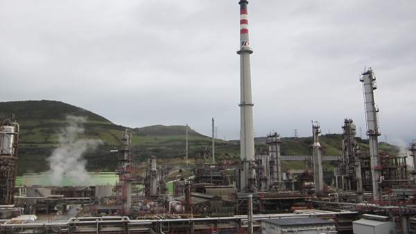 La mesa de Segumiento de Petronor trasladará su malestar por los 'fuertes olores La mesa de Segumiento de Petronor trasladará su malestar por los 'fuertes olores