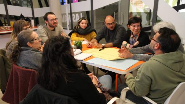 LAS NAVES IMPULSA EL PROYECTO CIUTATCUIDADORA PARA VISIBILIZAR Y SENSIBILIZAR SO LAS NAVES IMPULSA EL PROYECTO CIUTATCUIDADORA PARA VISIBILIZAR Y SENSIBILIZAR SO