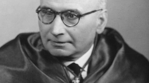 Tomás Batuecas, homenajeado este año en el Día da Ciencia en Galicia Tomás Batuecas, homenajeado este año en el Día da Ciencia en Galicia