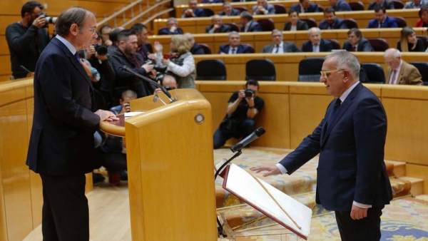 Sánchez-Garnica toma posesión de su escaño como senador del PAR en sustitución d Sánchez-Garnica toma posesión de su escaño como senador del PAR en sustitución d