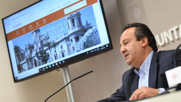 Una web municipal assenyala solars buits per a constrényer als seus amos a construir Una web municipal assenyala solars buits per a constrényer als seus amos a construir