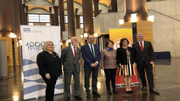 Lambán subraya que en cuatro años se han recuperado los servicios sociales y der Lambán subraya que en cuatro años se han recuperado los servicios sociales y der