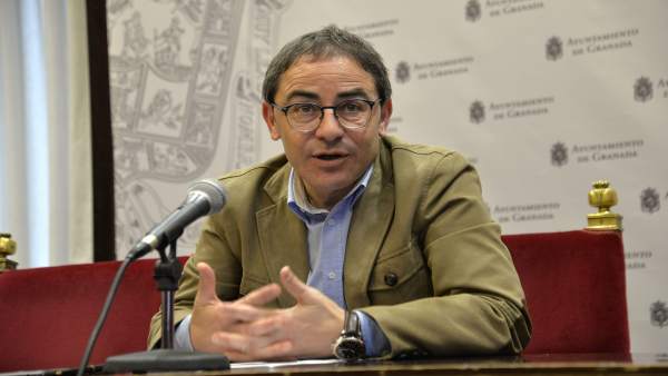El concejal de Urbanismo de Granada, Miguel Ángel Fernández Madrid, en rueda de El concejal de Urbanismo de Granada, Miguel Ángel Fernández Madrid, en rueda de