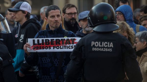 'Libertad para los presos políticos' 'Libertad para los presos políticos'