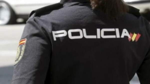 Agente de la Policía Nacional Agente de la Policía Nacional