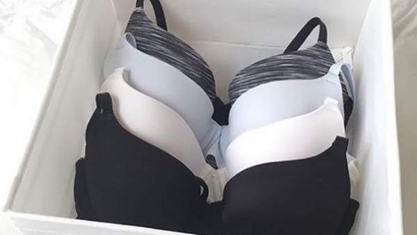 Marie Kondo enseña a ordenar la ropa interior Marie Kondo enseña a ordenar la ropa interior