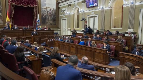 Debate.- La izquierda abre la puerta al tripartito en Canarias para 'acabar con Debate.- La izquierda abre la puerta al tripartito en Canarias para 'acabar con