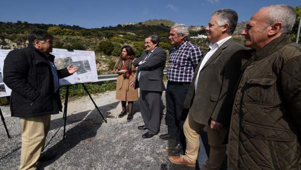 La Diputación mejora la conexión de Lentegí con la Carretera de la Cabra La Diputación mejora la conexión de Lentegí con la Carretera de la Cabra