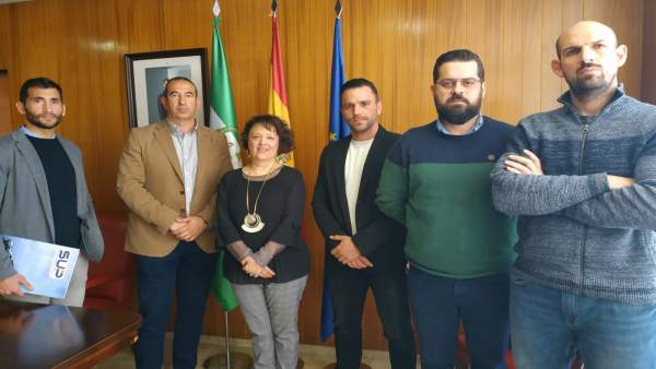 Valenzuela junto a representantes de sindicatos policiales Valenzuela junto a representantes de sindicatos policiales