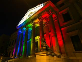 La Puerta de los Leones, en la semana del Orgullo.