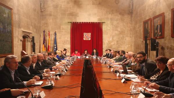 Reunión entre la presidenta del Govern, Francina Armengol, y agentes sociales, p Reunión entre la presidenta del Govern, Francina Armengol, y agentes sociales, p