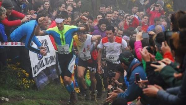 Una de las míticas subidas de Zegama Una de las míticas subidas de Zegama