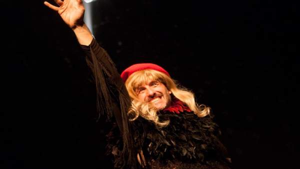 Teatro Arriaga programa el martes una única función de 'Barro Rojo', drama de un Teatro Arriaga programa el martes una única función de 'Barro Rojo', drama de un