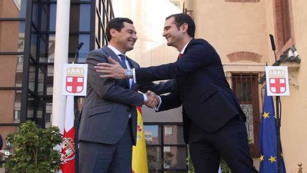 El presidente de la Junta, Juanma Moreno, se reúne con el alcalde de Almería, Ra El presidente de la Junta, Juanma Moreno, se reúne con el alcalde de Almería, Ra