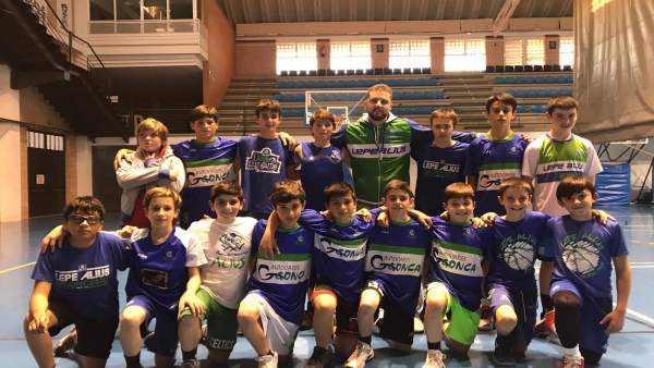 El equipo de baloncesto de pre infantil del Lepe Alius El equipo de baloncesto de pre infantil del Lepe Alius