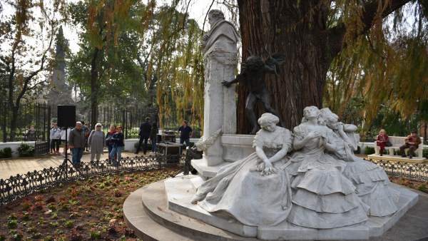 Sevilla.- El Ayuntamiento devuelve la Glorieta de Bécquer a su diseño original t Sevilla.- El Ayuntamiento devuelve la Glorieta de Bécquer a su diseño original t