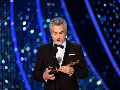 Alfonso Cuarón, con uno de sus Oscar