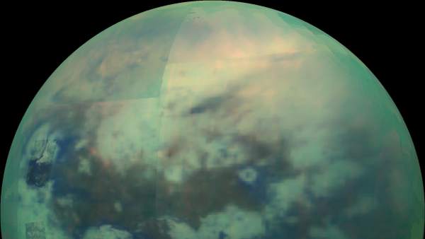 Titán, la luna más grande de Saturno. Titán, la luna más grande de Saturno.