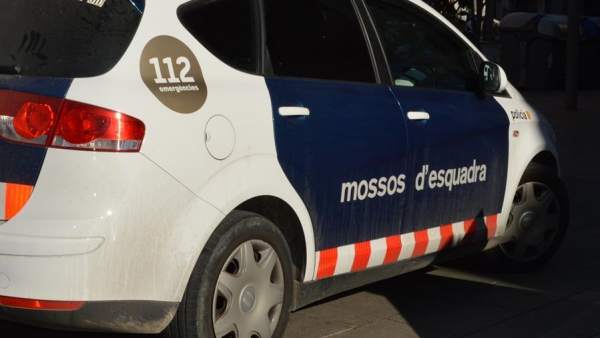 Coche de los Mossos d'Esquadra. Coche de los Mossos d'Esquadra.