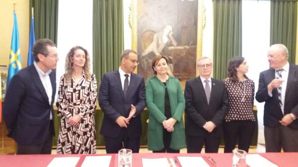 Gijón.- La firma de cesión de terrenos da el pistoletazo de salida a que Cabueñe Gijón.- La firma de cesión de terrenos da el pistoletazo de salida a que Cabueñe