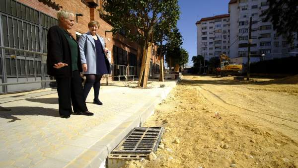 Inmaculada Acevedo visita obras en Santa Clara Inmaculada Acevedo visita obras en Santa Clara