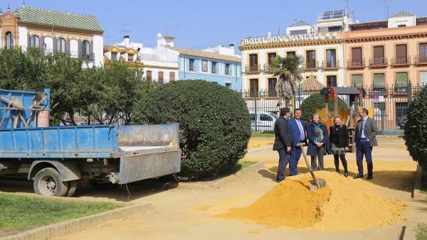 Juan Carlos Cabrera visita las obras de los Jardines de Murillo Juan Carlos Cabrera visita las obras de los Jardines de Murillo