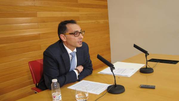Pedro Cristóbal critica 'las zancadillas' del alcalde de Terroba al 'impedir la Pedro Cristóbal critica 'las zancadillas' del alcalde de Terroba al 'impedir la
