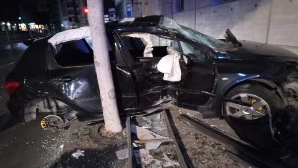 Imagen del coche siniestrado Imagen del coche siniestrado