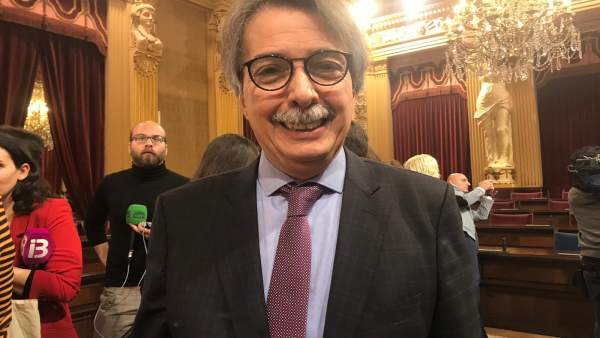 Pericay critica que el discurso de Picornell 'no sea institucional' e 'incluya u Pericay critica que el discurso de Picornell 'no sea institucional' e 'incluya u