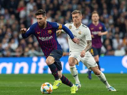 Toni Kroos y Leo Messi