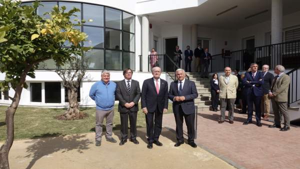 El Ayuntamiento invierte 1,95 millones en las nuevas instalaciones del cementeri El Ayuntamiento invierte 1,95 millones en las nuevas instalaciones del cementeri