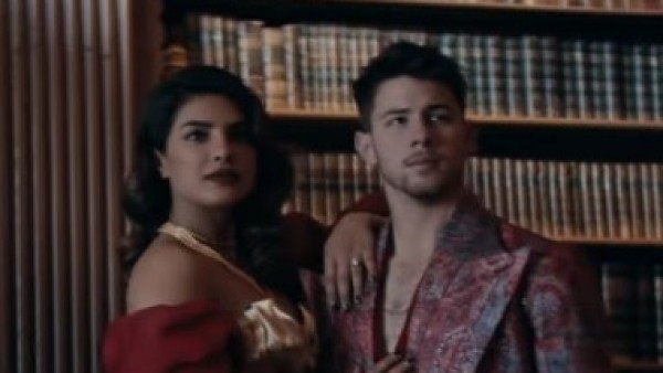 Los Jonas Brothers junto a sus parejas Los Jonas Brothers junto a sus parejas