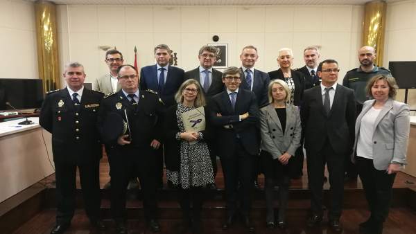 La Comisión de Coordinación contra la Violencia de Género La Comisión de Coordinación contra la Violencia de Género