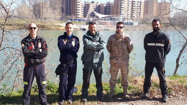 La unidad canina de Bomberos amplía su formación en la búsqueda de personas en m La unidad canina de Bomberos amplía su formación en la búsqueda de personas en m