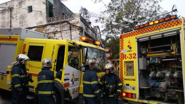 Cádiz.- Sucesos.- Al hospital a un varón afectado por inhalación de humo tras un Cádiz.- Sucesos.- Al hospital a un varón afectado por inhalación de humo tras un