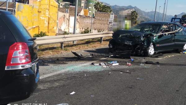Valencia.- Sucesos.- Cuatro personas hospitalizadas tras sufrir un accidente en Valencia.- Sucesos.- Cuatro personas hospitalizadas tras sufrir un accidente en