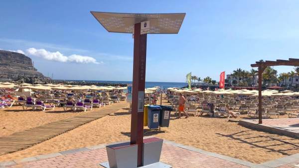 Mogán estrena estaciones de carga ecológica para smartphones Mogán estrena estaciones de carga ecológica para smartphones