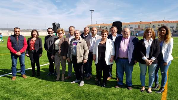 Granada.- El PP valora que Iznalloz reabra su campo de fútbol tras convertirlo e Granada.- El PP valora que Iznalloz reabra su campo de fútbol tras convertirlo e