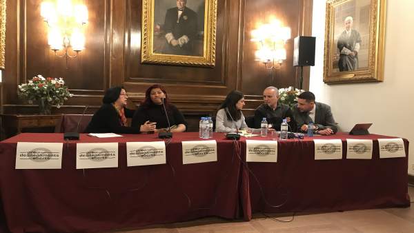 Presentación del recurso de amparo contra los desahucios sorpresa Presentación del recurso de amparo contra los desahucios sorpresa
