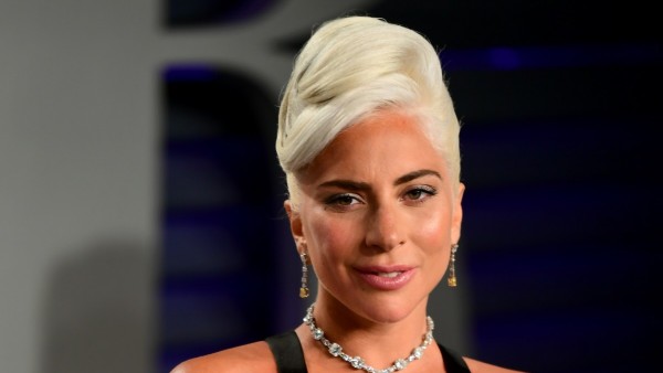 Lady Gaga con su Oscar Lady Gaga con su Oscar