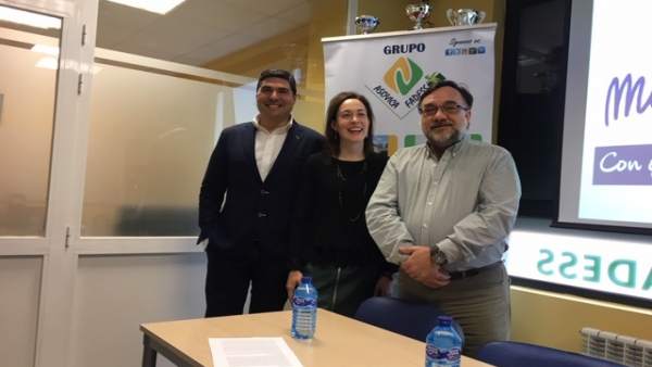 Asovica y Escolapios Soria promueven un proyecto para trabajar la inclusión soci Asovica y Escolapios Soria promueven un proyecto para trabajar la inclusión soci