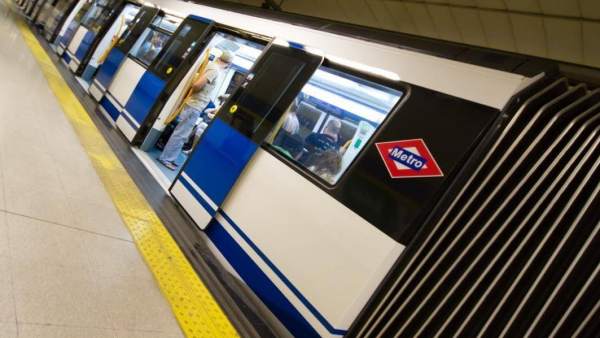 El servicio de Metro solo está garantizado al 35% en las horas valle. El servicio de Metro solo está garantizado al 35% en las horas valle.