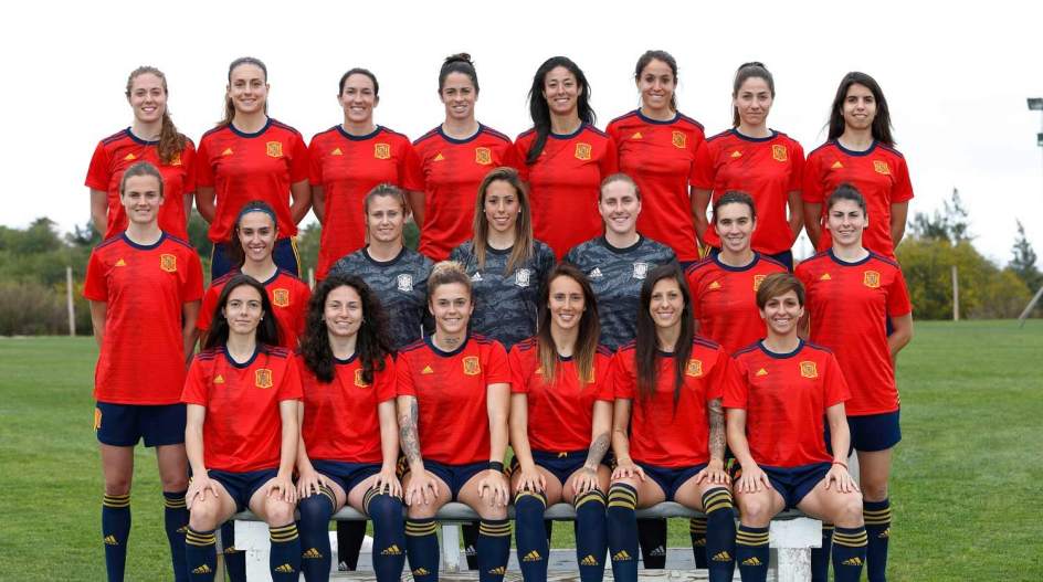 Fotos: Así es la camiseta de la Selección Española Femenina para el Mundial - Imágenes