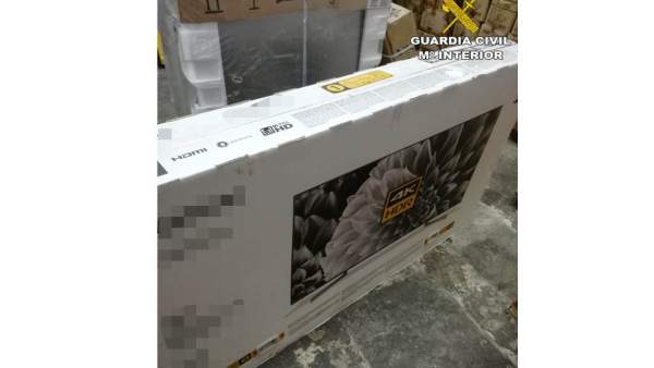 LA GUARDIA CIVIL DETIENE EN SANTA POLA A LA SUPUESTA VÍCTIMA DE UN FALSO ROBO EN LA GUARDIA CIVIL DETIENE EN SANTA POLA A LA SUPUESTA VÍCTIMA DE UN FALSO ROBO EN