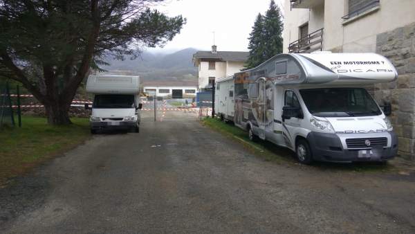 Sucesos.- Inmovilizadas tres autocaravanas en Alsasua por circular con placas fa Sucesos.- Inmovilizadas tres autocaravanas en Alsasua por circular con placas fa