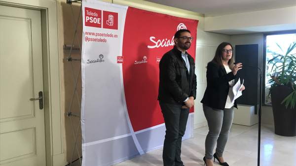 28A.- Gutiérrez, Valerio, González Ramos, Fernández Y Sahuquillo, Cabezas De Lis 28A.- Gutiérrez, Valerio, González Ramos, Fernández Y Sahuquillo, Cabezas De Lis