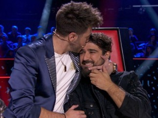 Antonio José junto a Antonio Orozco