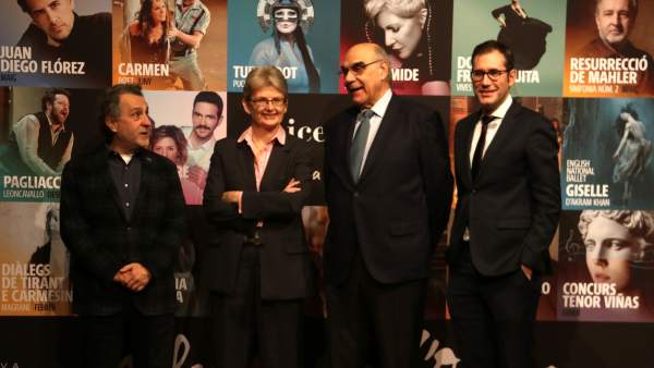 Josep Pons, Christina Scheppelmann, Salvador Alemany y Valentí Oviedo en el estreno de la nueva temporada del Liceu. Josep Pons, Christina Scheppelmann, Salvador Alemany y Valentí Oviedo en el estreno de la nueva temporada del Liceu.