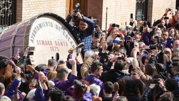Romper la Hora en Calanda Romper la Hora en Calanda