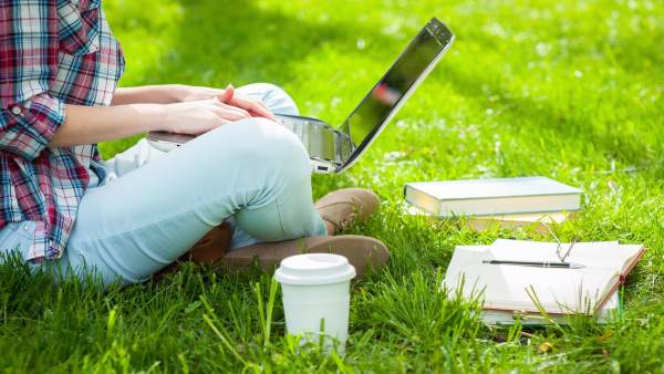 Educación adjudicará más de 200 becas de movilidad 'Erasmus+' para estudiantes y Educación adjudicará más de 200 becas de movilidad 'Erasmus+' para estudiantes y
